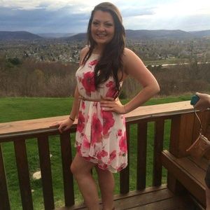 Meet your Posher, Rebeka